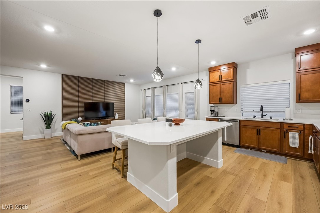 7085 Sunland Hills Avenue Las Vegas NV 89113