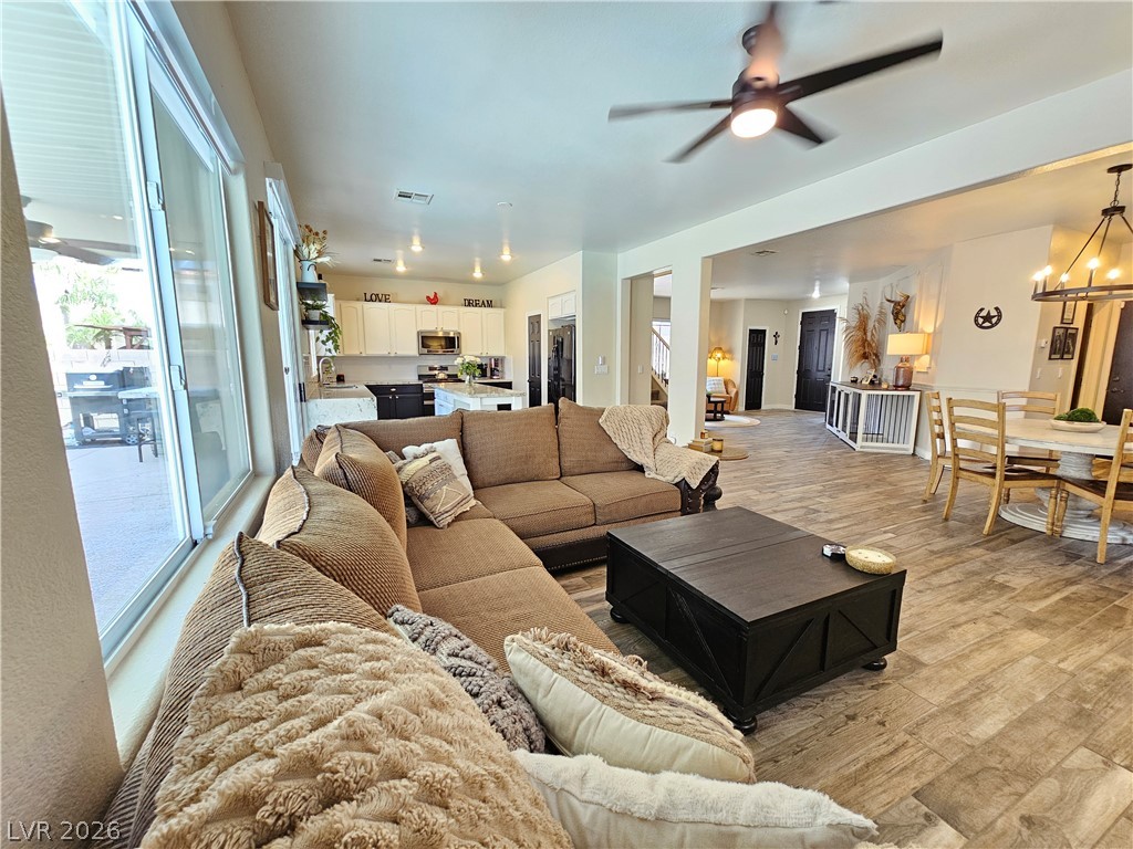 8073 Villa Pulido Street Las Vegas NV 89131