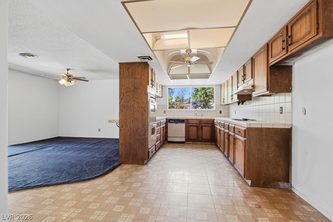 4424 Parkchester Circle Las Vegas NV 89108