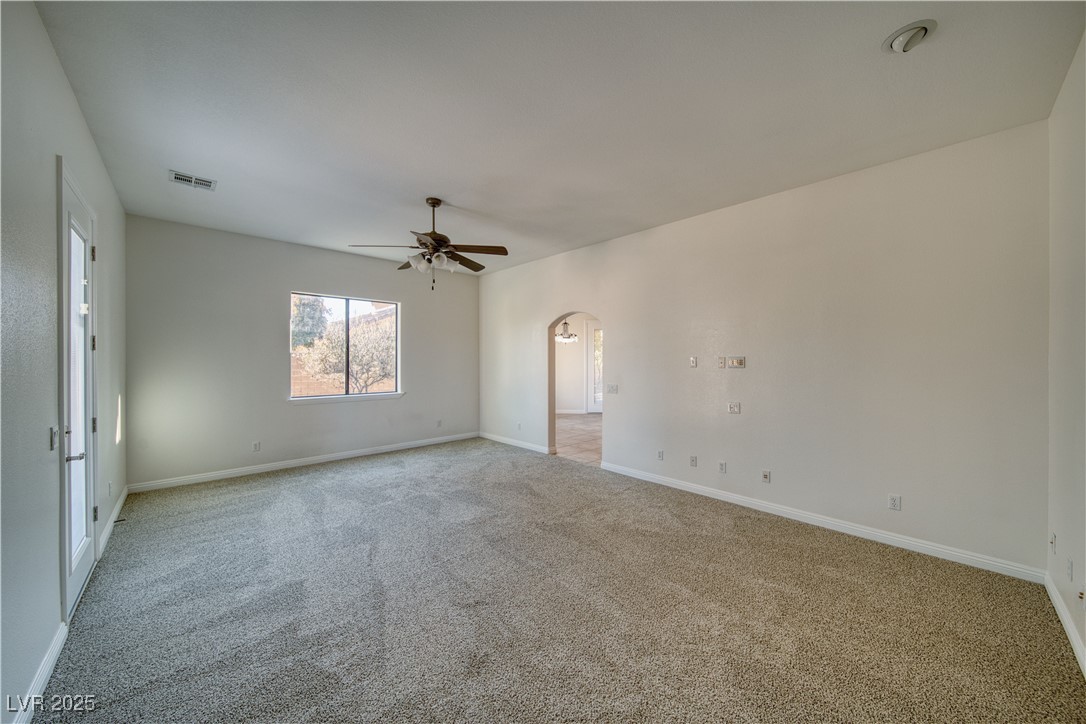 6821 Southgate Street Pahrump NV 89061