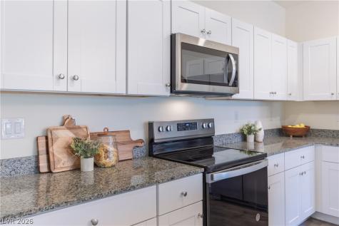 544 Thistleberry Avenue Henderson NV 89044