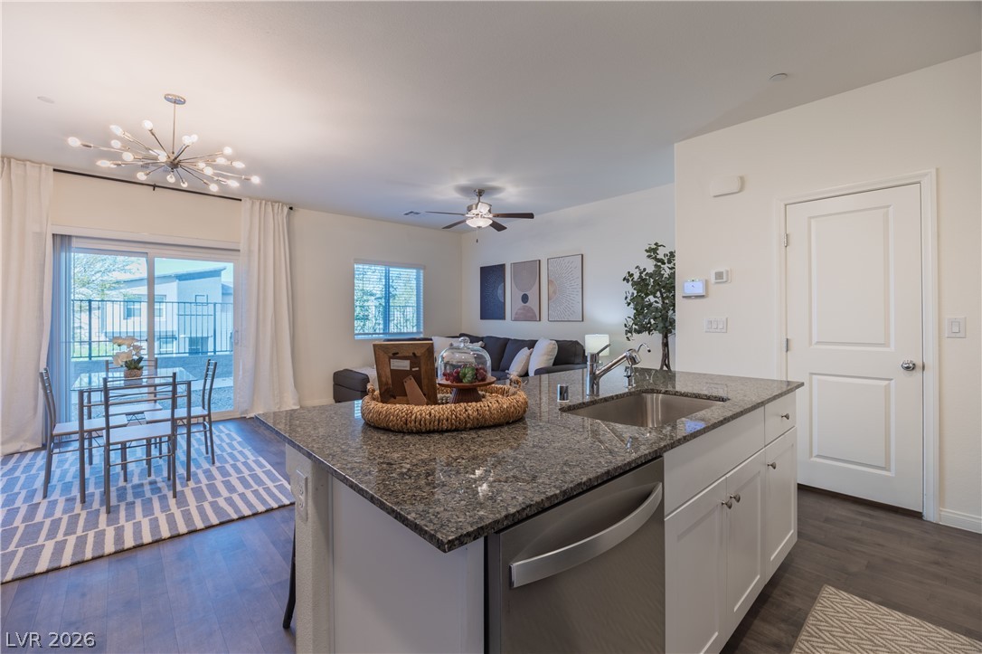 544 Thistleberry Avenue Henderson NV 89044