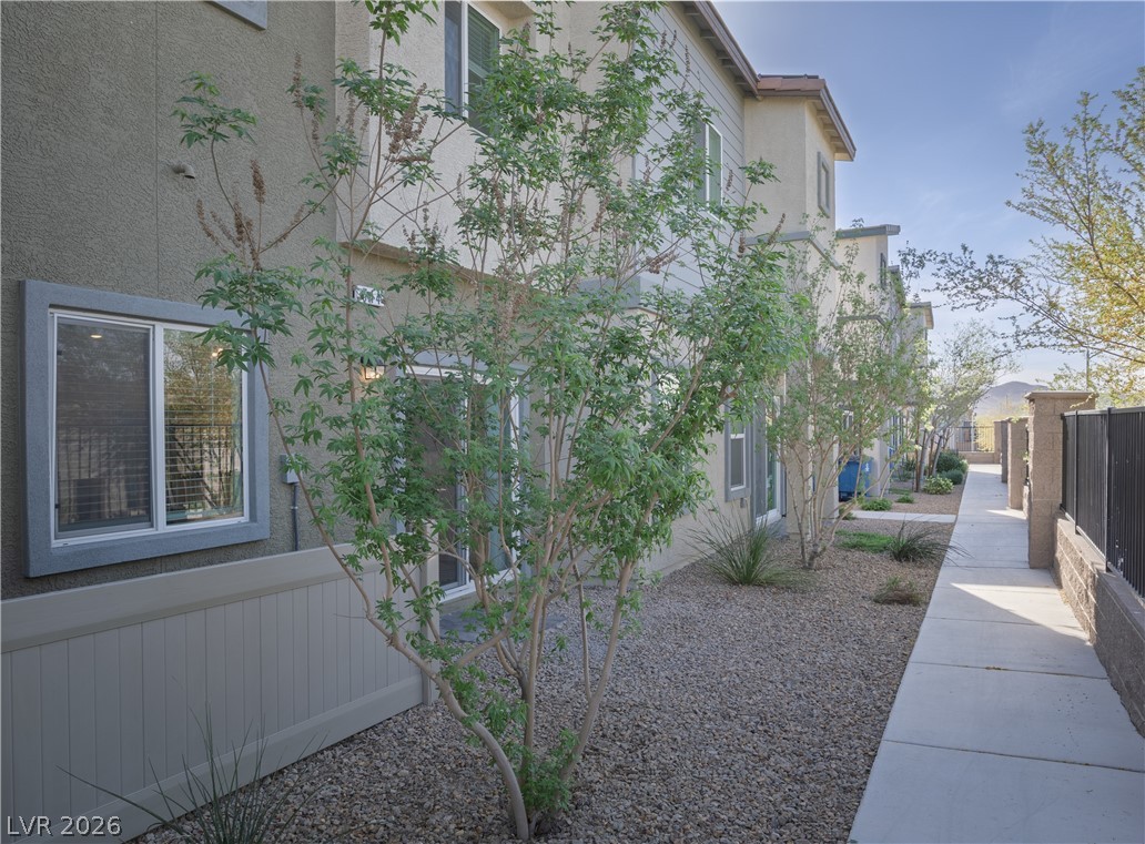 544 Thistleberry Avenue Henderson NV 89044