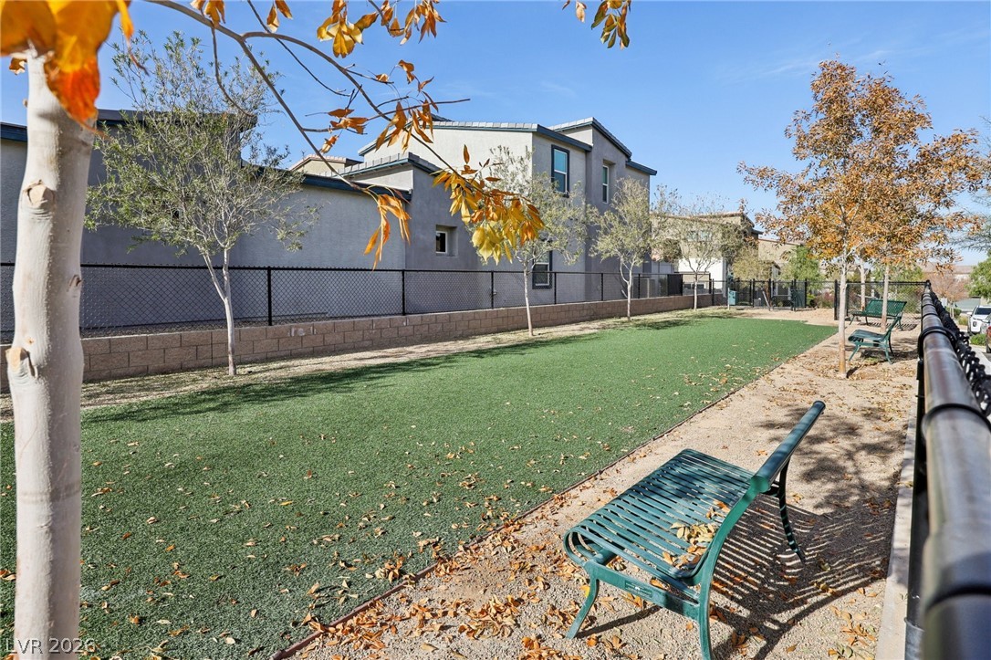 544 Thistleberry Avenue Henderson NV 89044