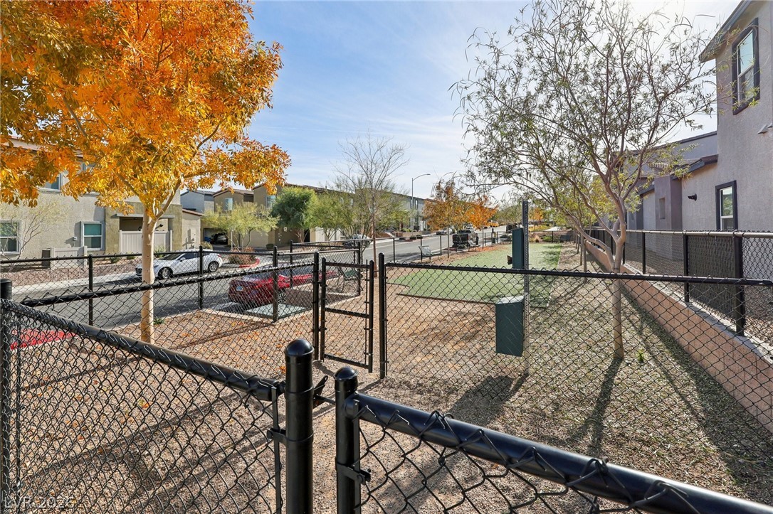 544 Thistleberry Avenue Henderson NV 89044