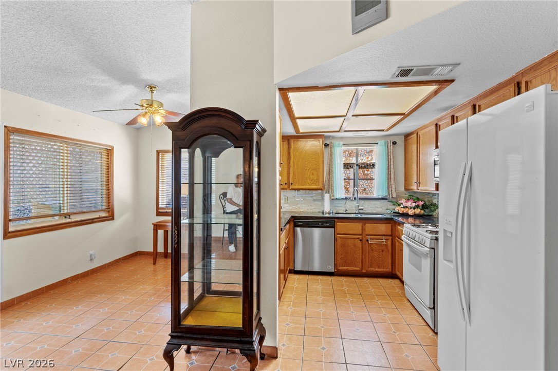 6721 North Brunswick Circle Las Vegas NV 89107