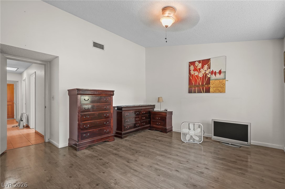6721 North Brunswick Circle Las Vegas NV 89107