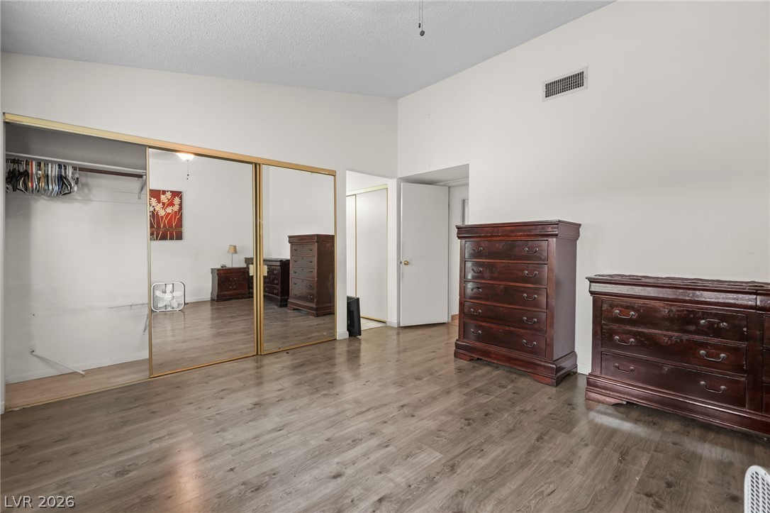 6721 North Brunswick Circle Las Vegas NV 89107