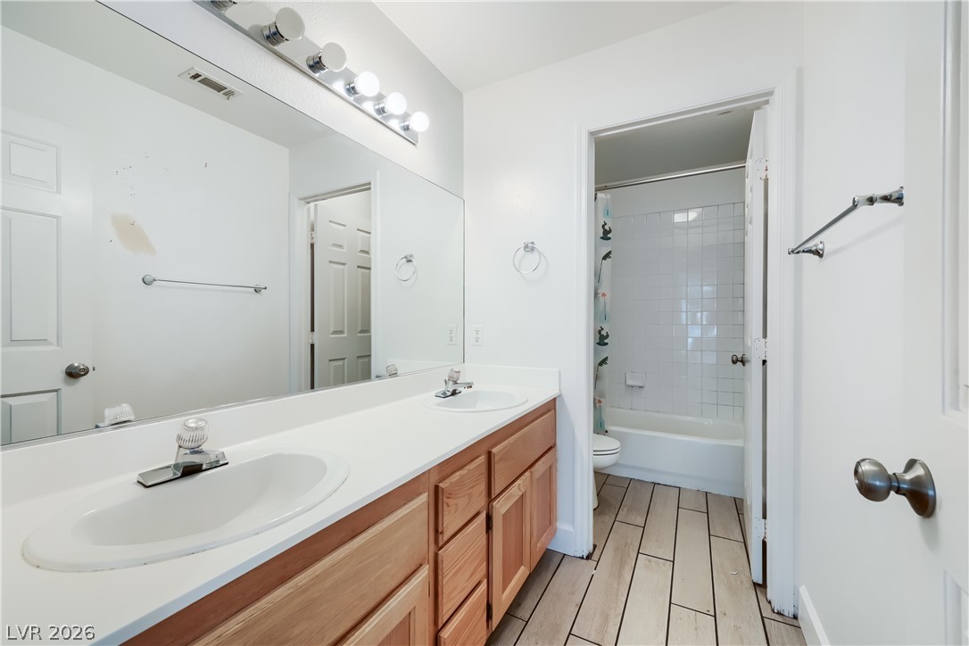 1219 Dover Glen Drive North Las Vegas NV 89031