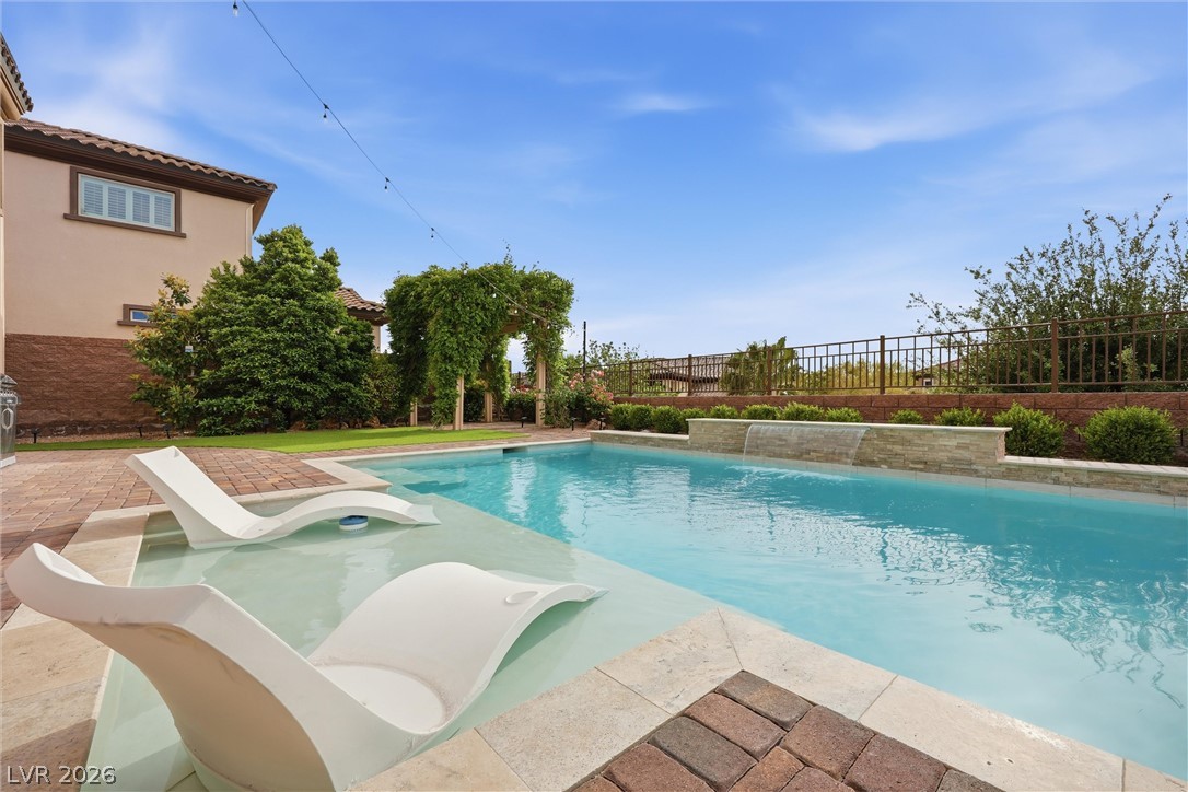 2901 Grande Arch Street Henderson NV 89044