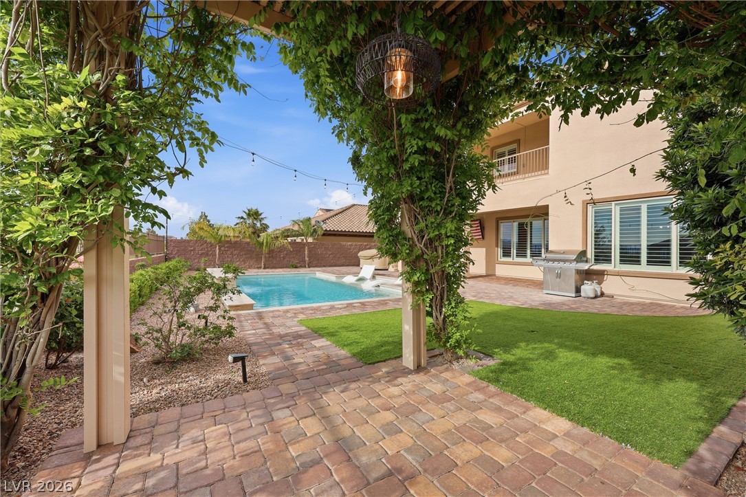 2901 Grande Arch Street Henderson NV 89044