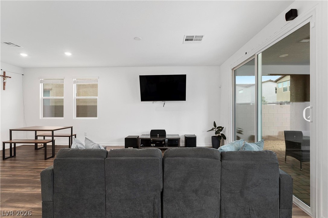 4348 Bayley Skye Avenue Las Vegas NV 89141