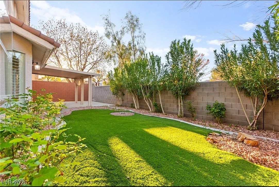 8528 Sierra Cima Lane Las Vegas NV 89128