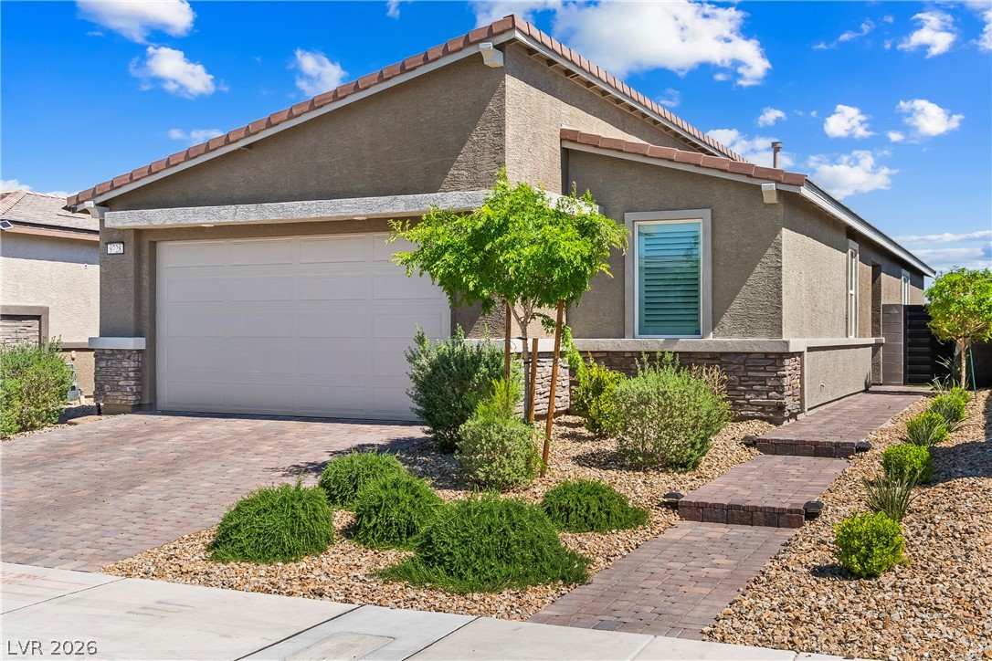 9728 Pacific Pine Street Las Vegas NV 89143