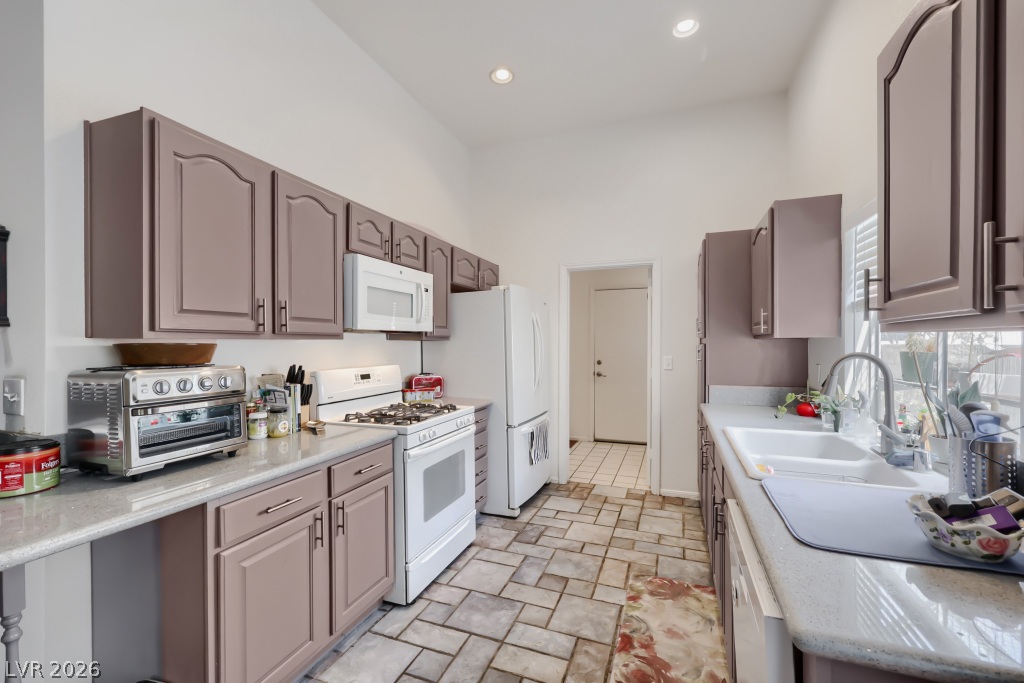 205 Glacier Drive Henderson NV 89074