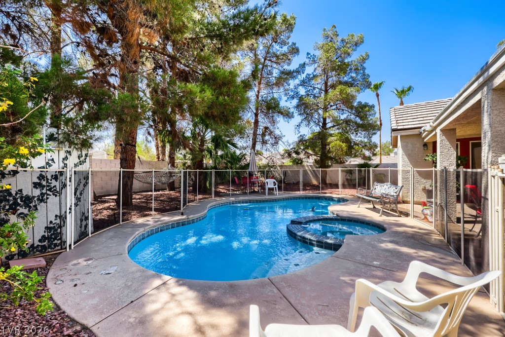 205 Glacier Drive Henderson NV 89074