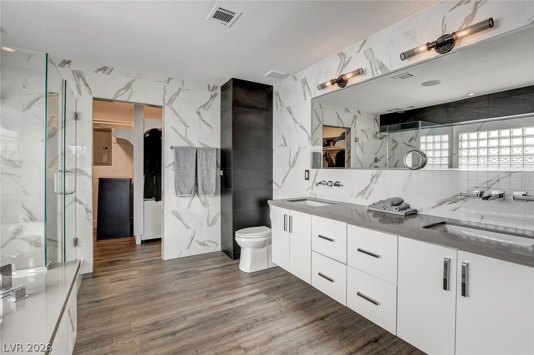 828 Vegas Valley Drive Las Vegas NV 89109