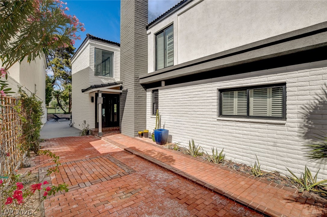828 Vegas Valley Drive Las Vegas NV 89109
