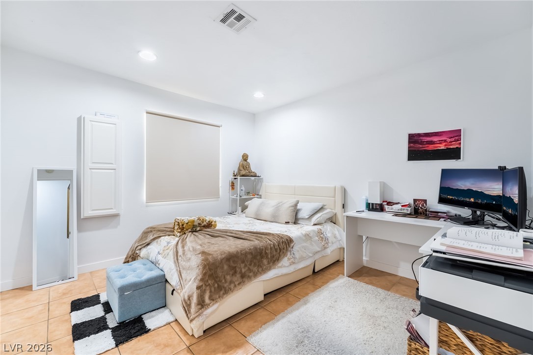 5034 Rappahanock Street Las Vegas NV 89122