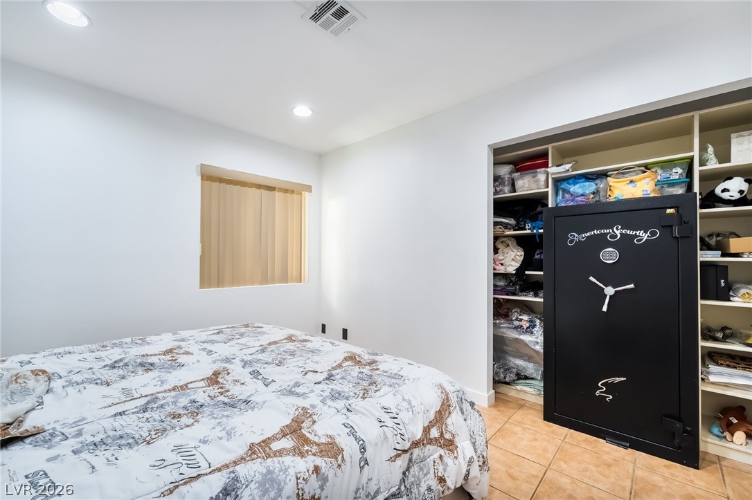 5034 Rappahanock Street Las Vegas NV 89122