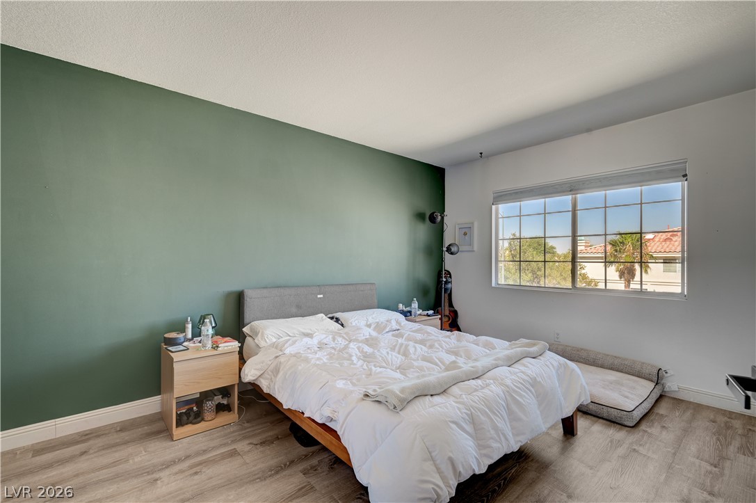 8012 Delbonita Avenue Las Vegas NV 89147
