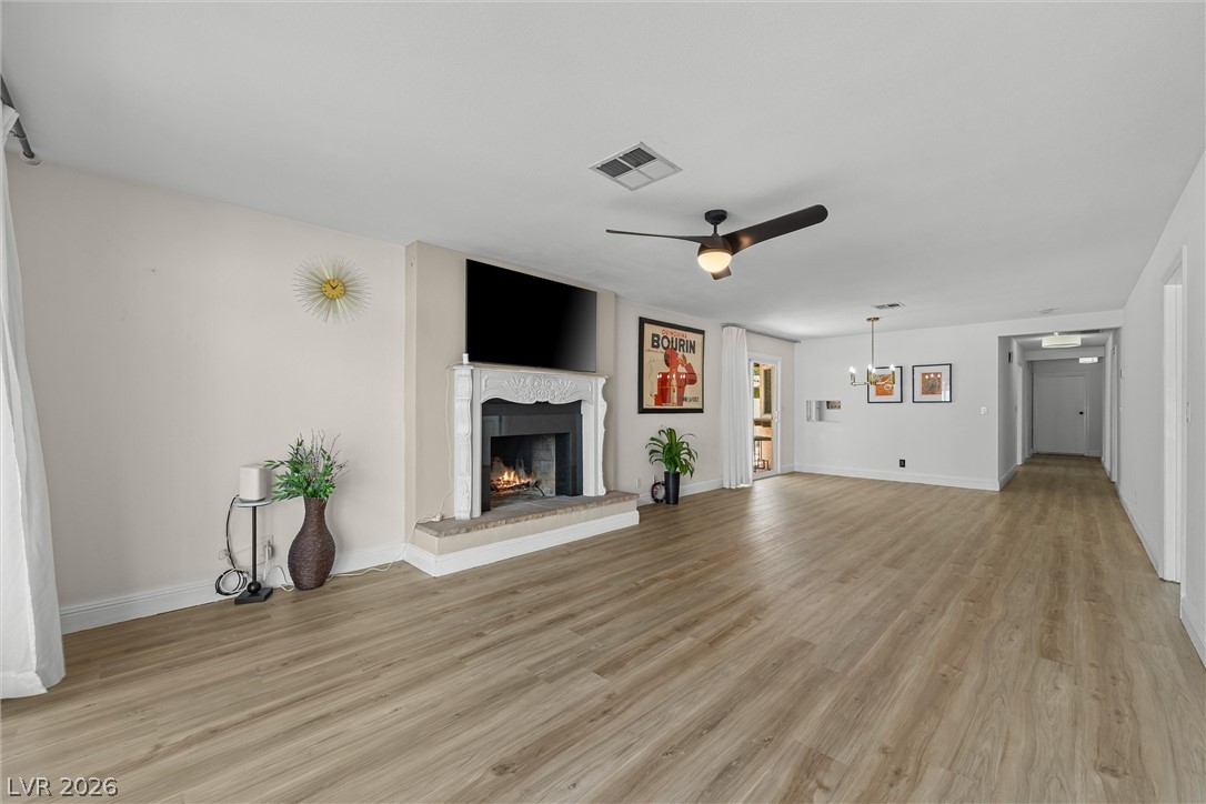 2117 Plaza De La Candela Las Vegas NV 89102