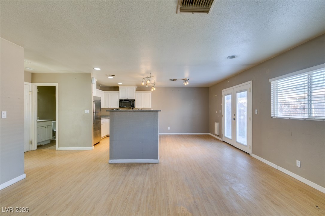 5650 Sea Breeze Avenue Las Vegas NV 89110