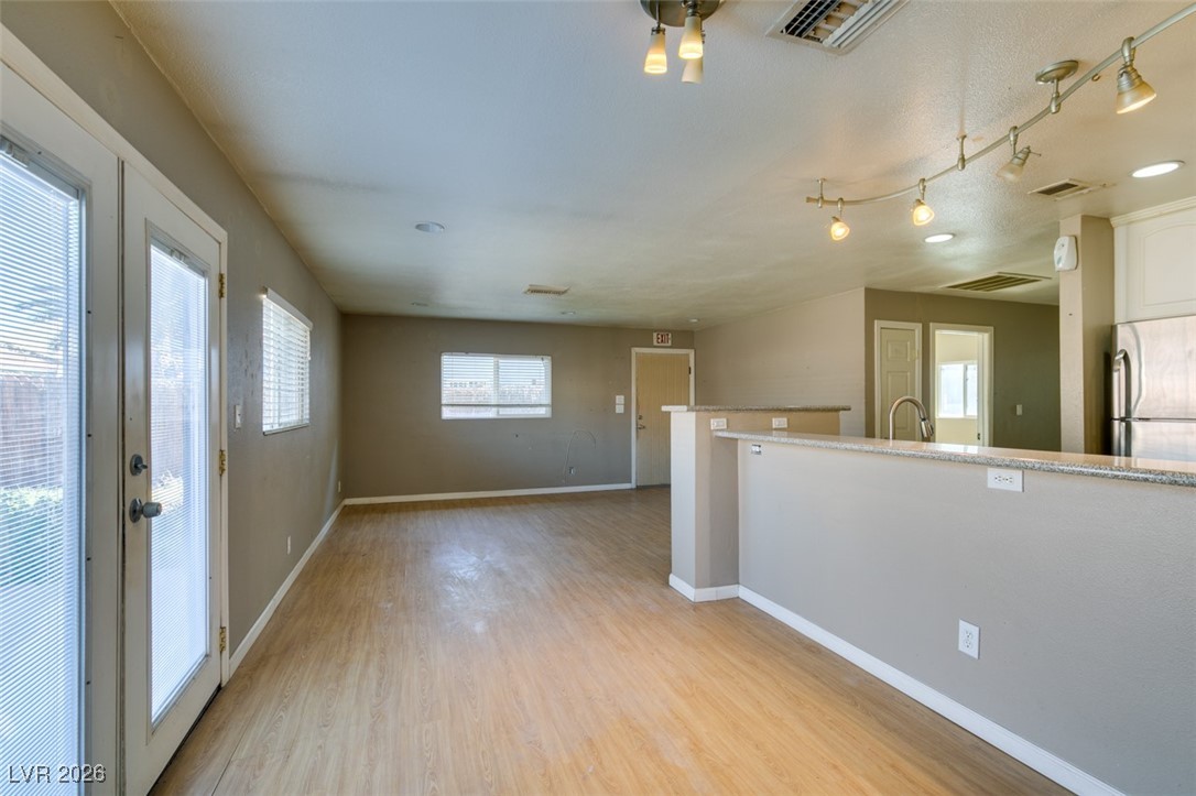 5650 Sea Breeze Avenue Las Vegas NV 89110