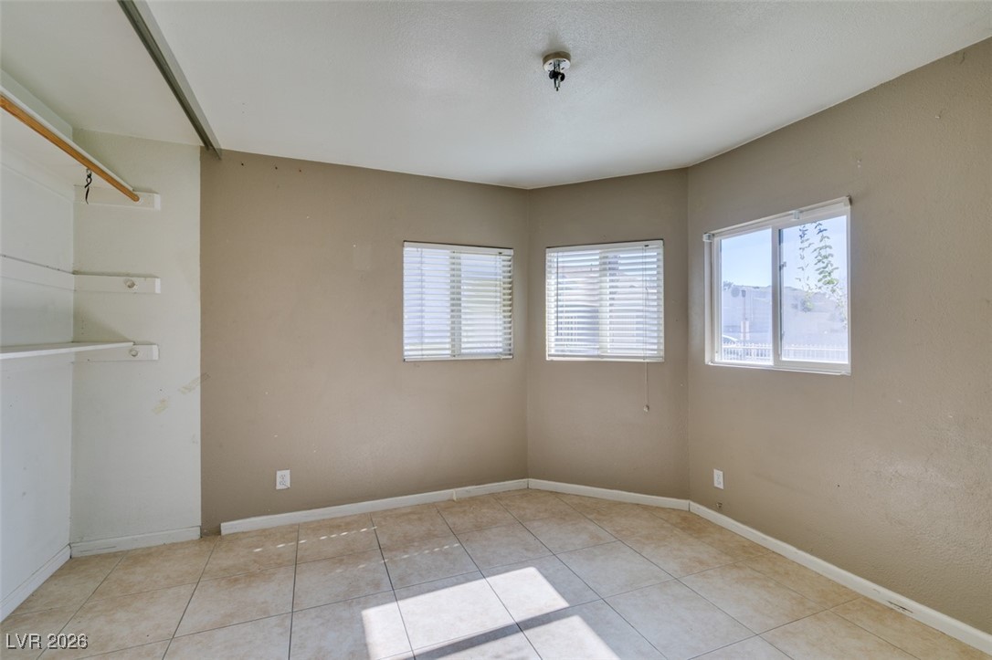 5650 Sea Breeze Avenue Las Vegas NV 89110