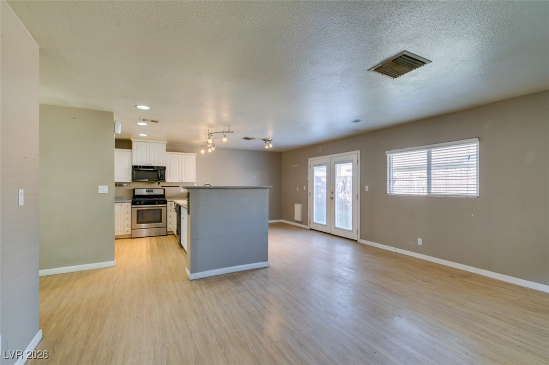 5650 Sea Breeze Avenue Las Vegas NV 89110