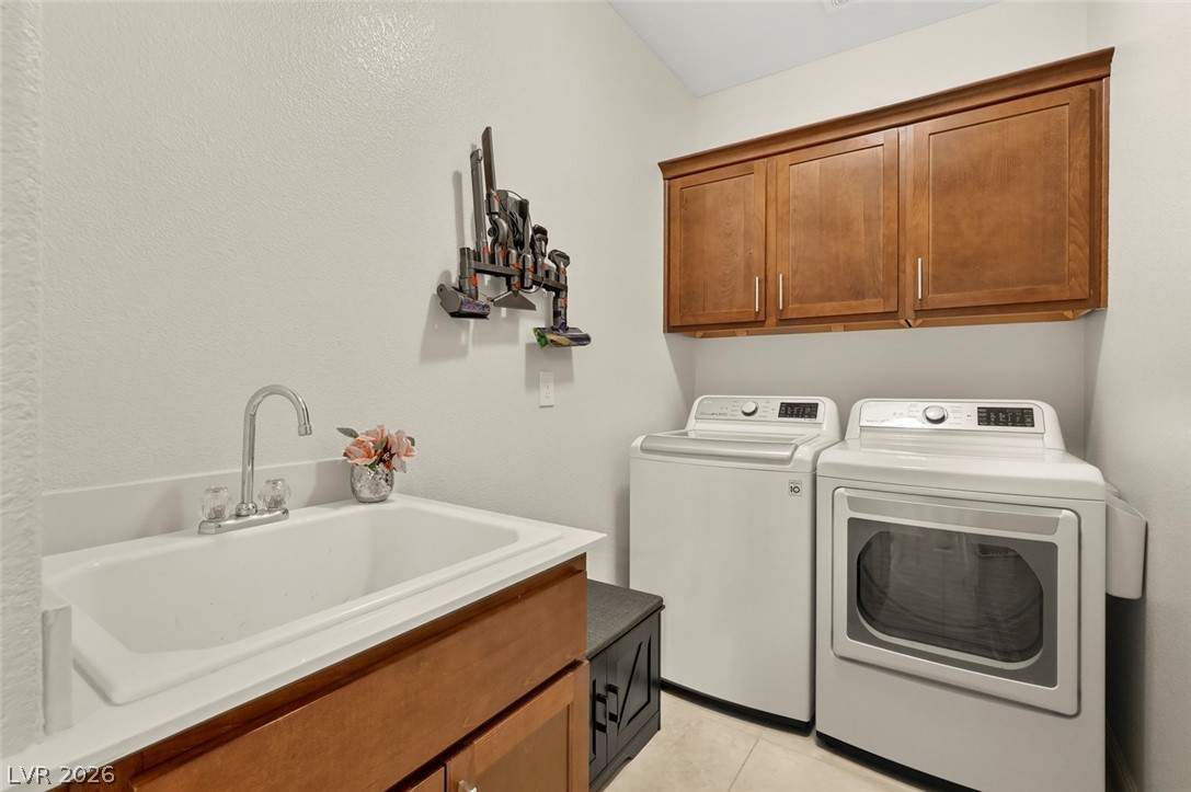 571 Signal Peak Street Las Vegas NV 89138
