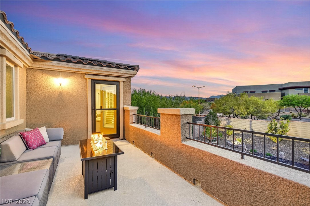 571 Signal Peak Street Las Vegas NV 89138