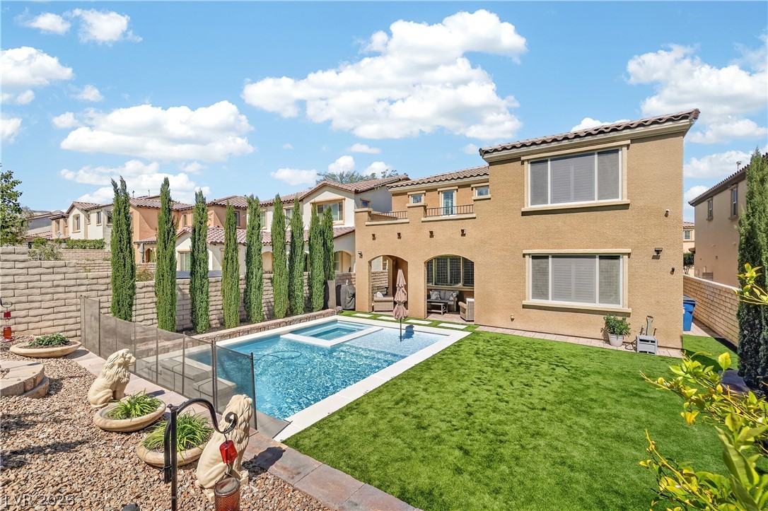 571 Signal Peak Street Las Vegas NV 89138