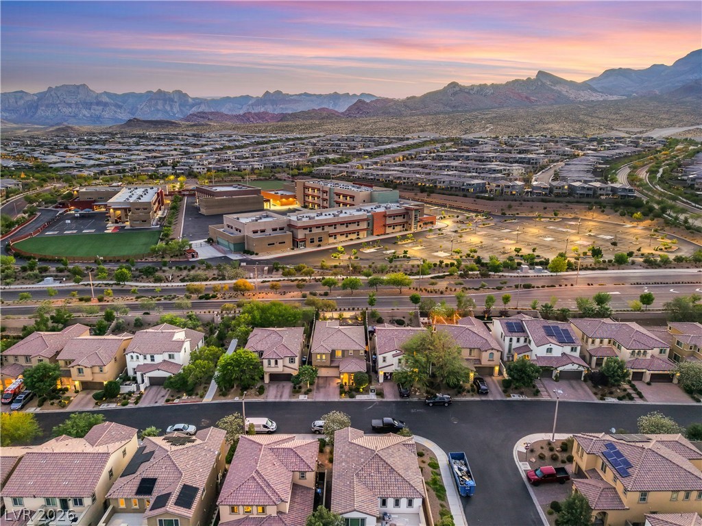 571 Signal Peak Street Las Vegas NV 89138
