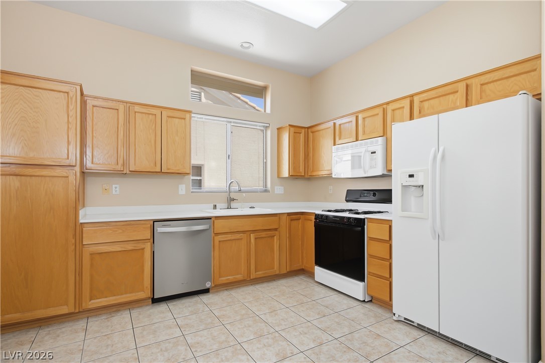 2261 Hot Oak Ridge Street Las Vegas NV 89134
