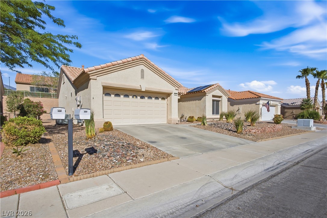 2261 Hot Oak Ridge Street Las Vegas NV 89134