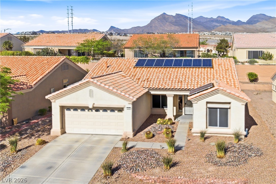 2261 Hot Oak Ridge Street Las Vegas NV 89134