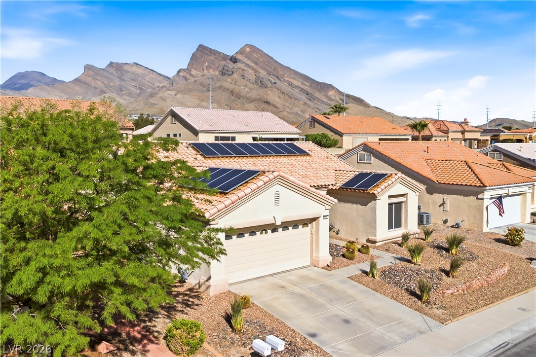 2261 Hot Oak Ridge Street Las Vegas NV 89134