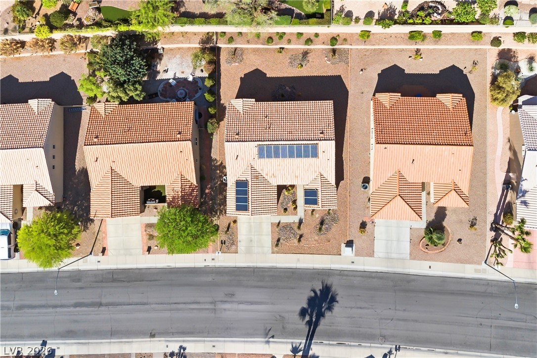 2261 Hot Oak Ridge Street Las Vegas NV 89134