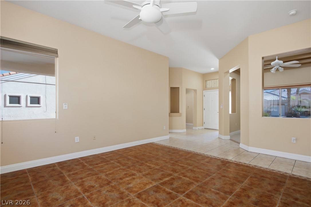 2261 Hot Oak Ridge Street Las Vegas NV 89134