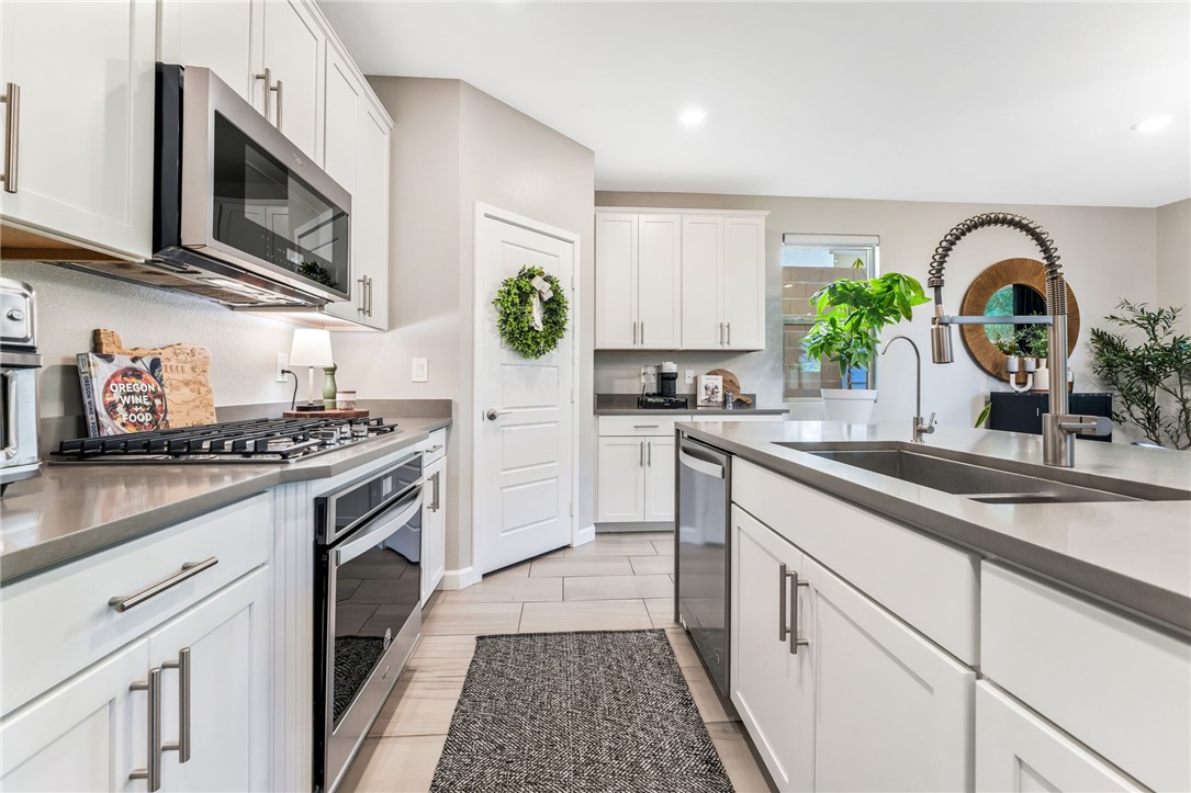848 Riverlawn Place Las Vegas NV 89138
