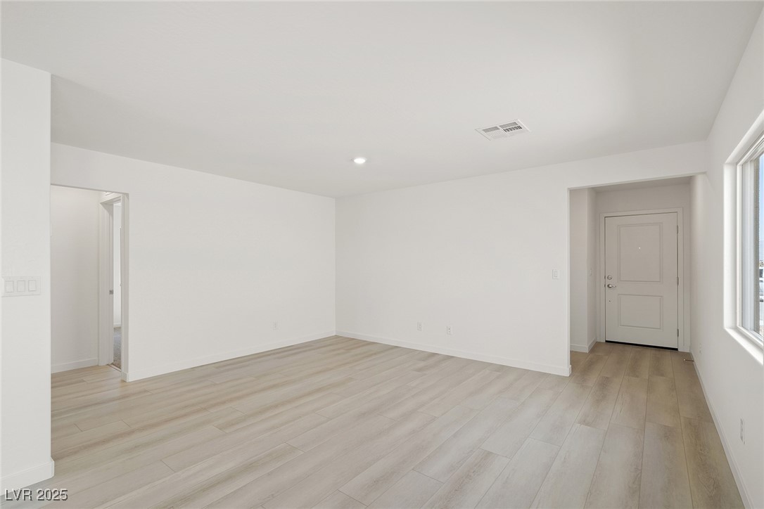 6788 Magnolia River Avenue Las Vegas NV 89156