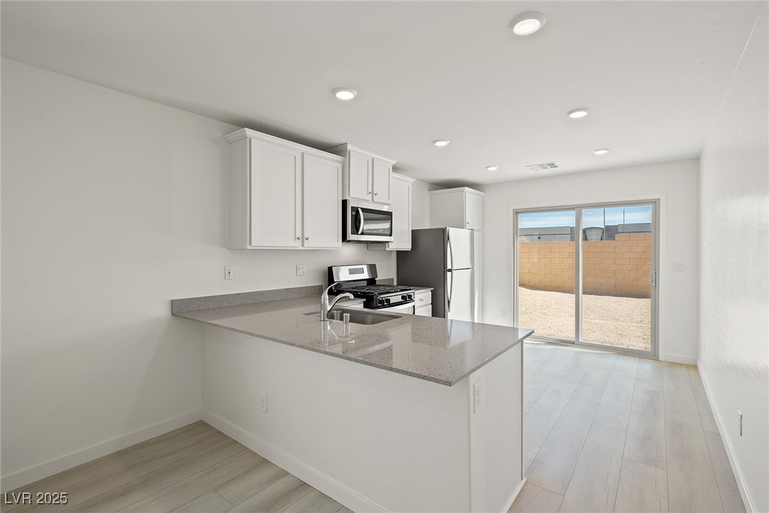6788 Magnolia River Avenue Las Vegas NV 89156