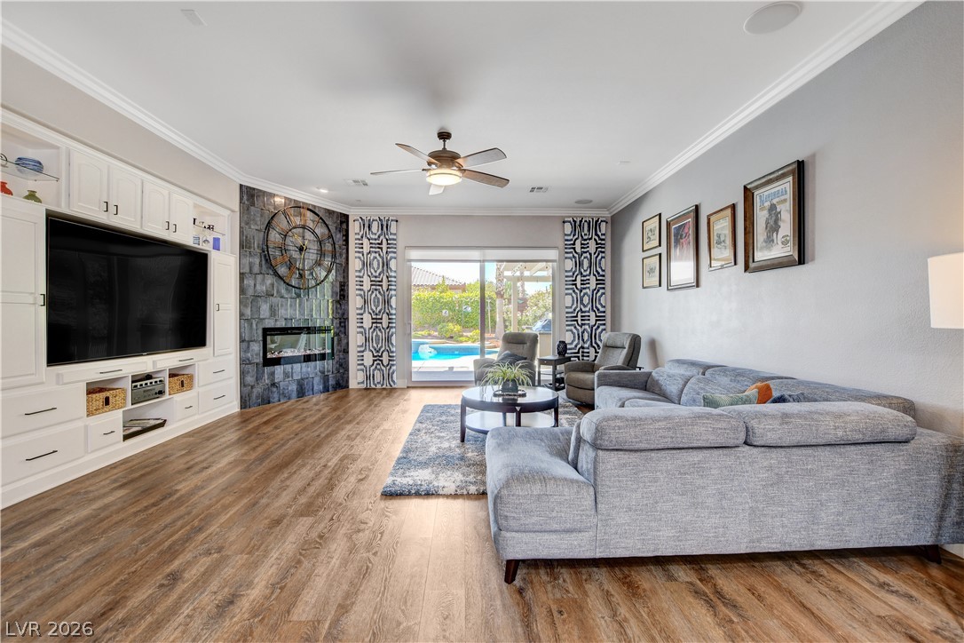 7087 April Wind Avenue Las Vegas NV 89131