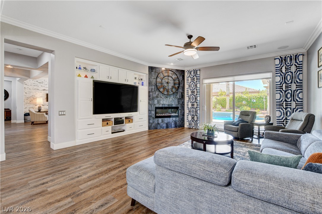 7087 April Wind Avenue Las Vegas NV 89131