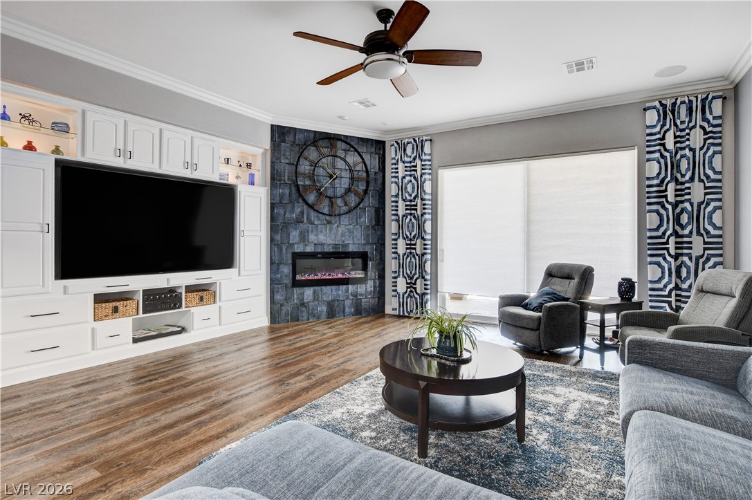 7087 April Wind Avenue Las Vegas NV 89131