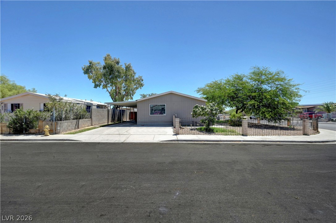 5997 Castlemont Avenue Las Vegas NV 89156