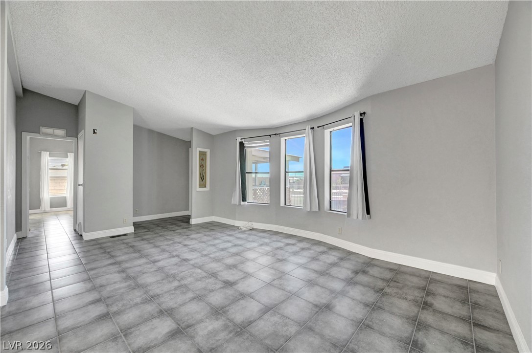5997 Castlemont Avenue Las Vegas NV 89156