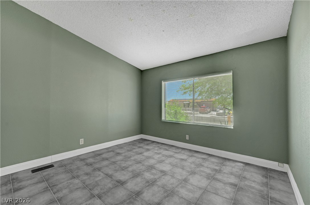 5997 Castlemont Avenue Las Vegas NV 89156