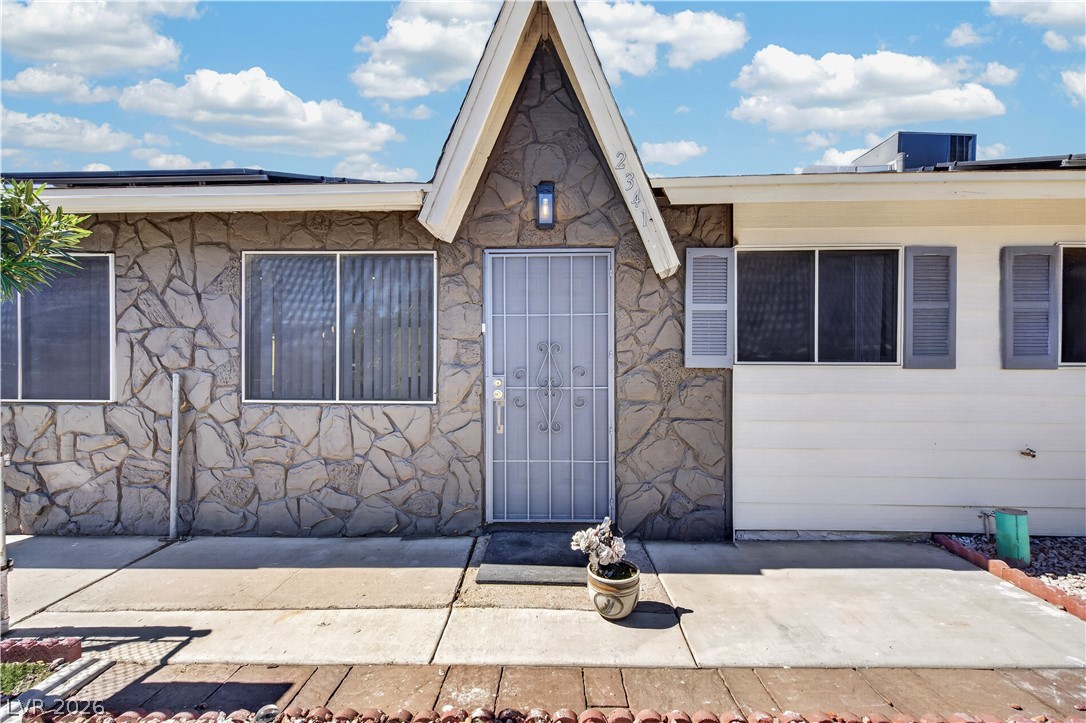 2341 Pariva Street Las Vegas NV 89115